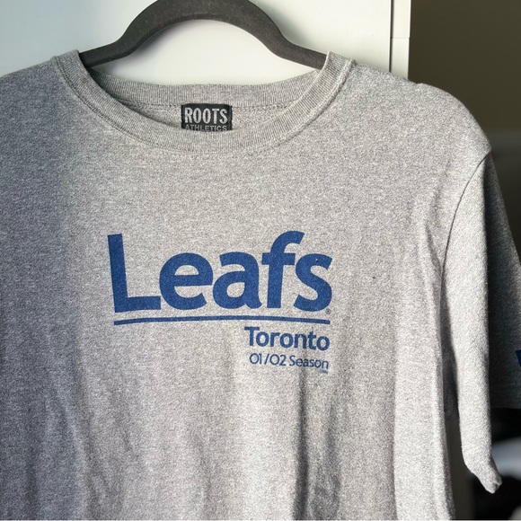 VINTAGE Toronto Maple Leafs NHL 01/02 Season T-Shirt - Picture 2 of 5